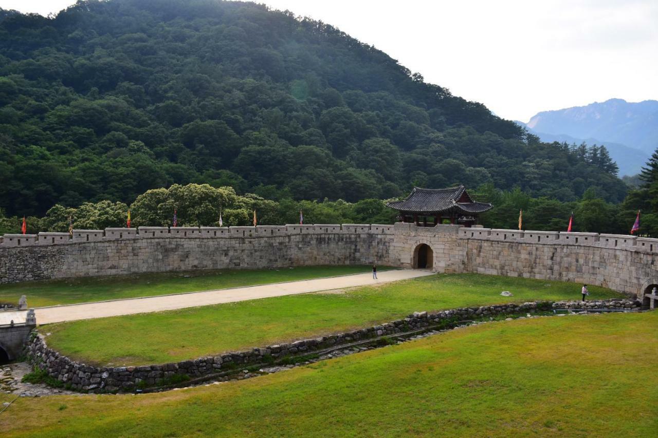 Sungbo Youth Hostel Mungyeong Eksteriør bilde